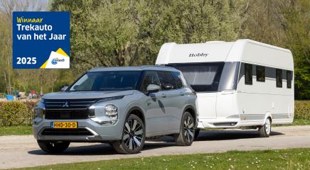 Mitsubishi Outlander PHEV wint trekauto van het jaar 2025